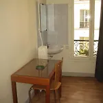 Au Royal Mad Paris