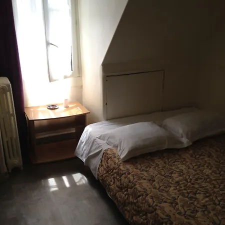 Отель Au Royal Mad Париж