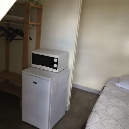 Au Royal Mad Отель Париж