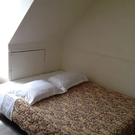 Au Royal Mad Hotel 3*