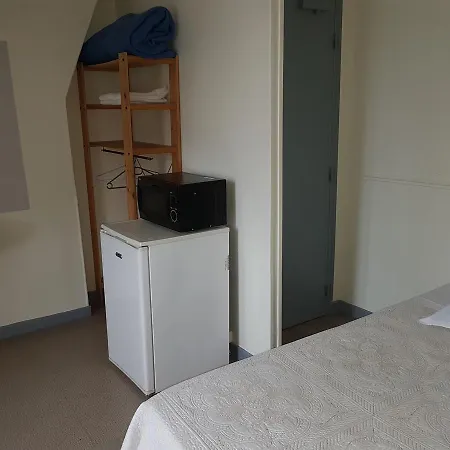 Au Royal Mad 3* Paris