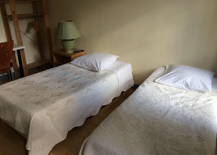 Au Royal Mad 3* Paris