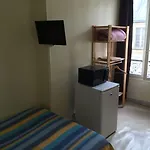 Au Royal Mad Paříž